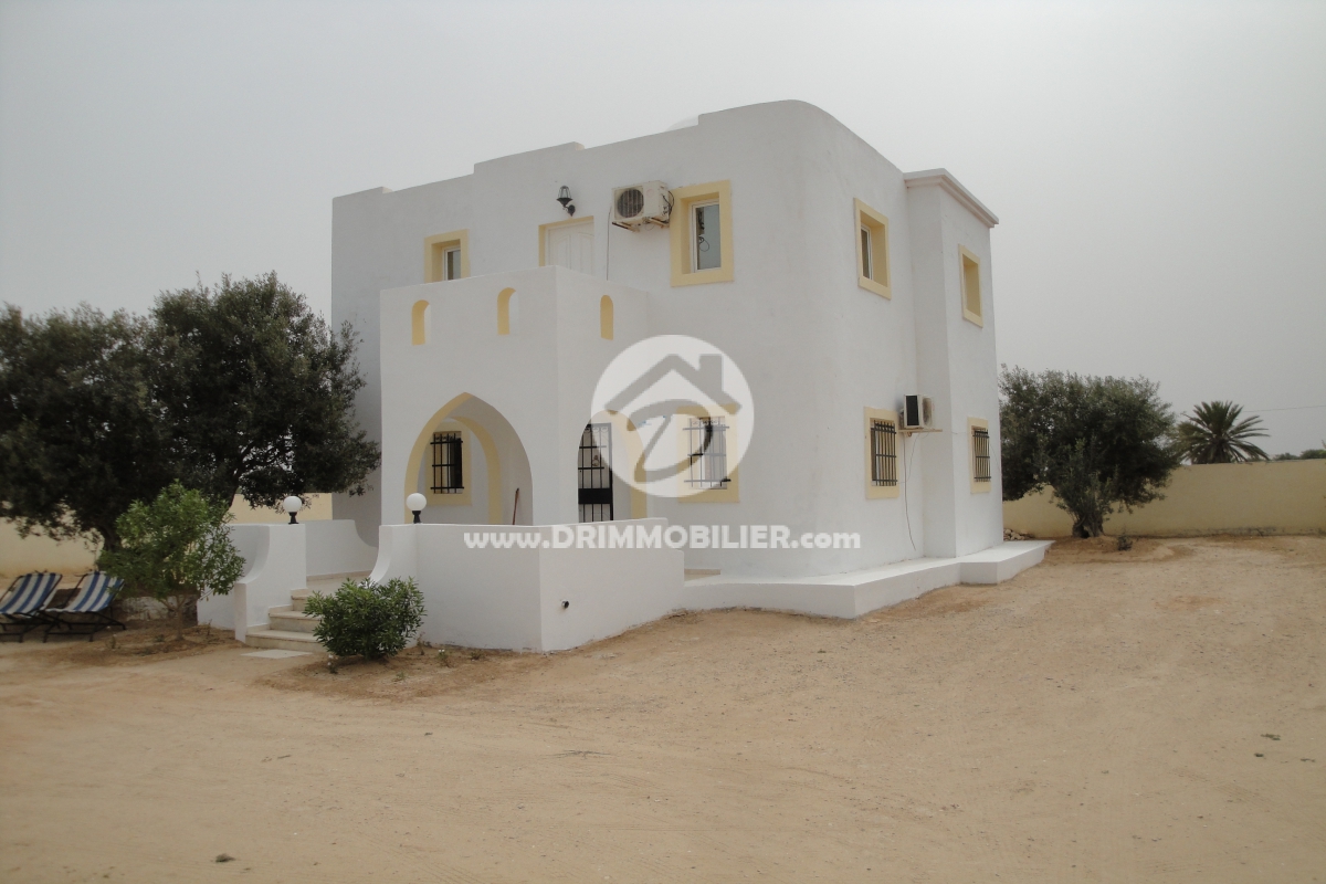 L 127 -                            بيع
                           Villa Meublé Djerba